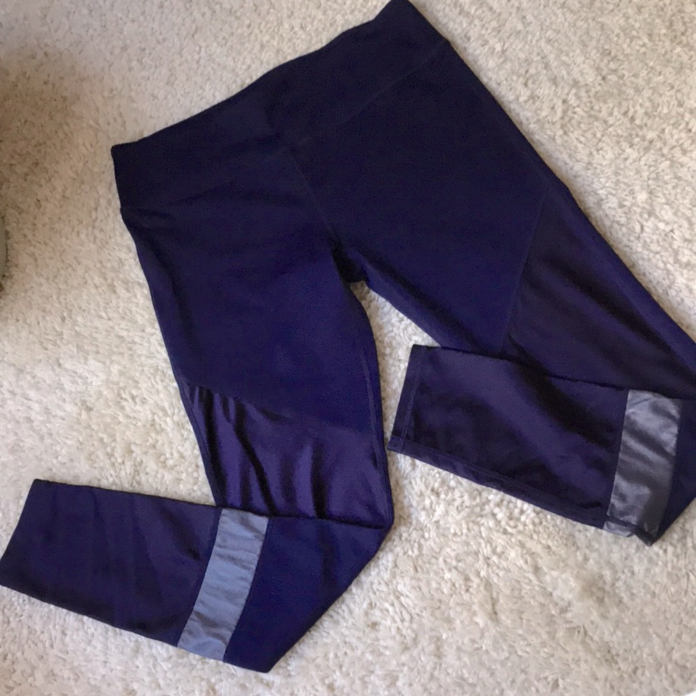 Fabletics Full Length Leggings w/ Mesh M